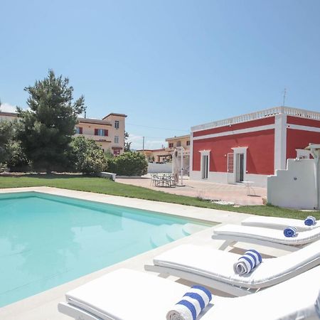 Villa Dyria Exclusive Swimming Pool Монополі Екстер'єр фото