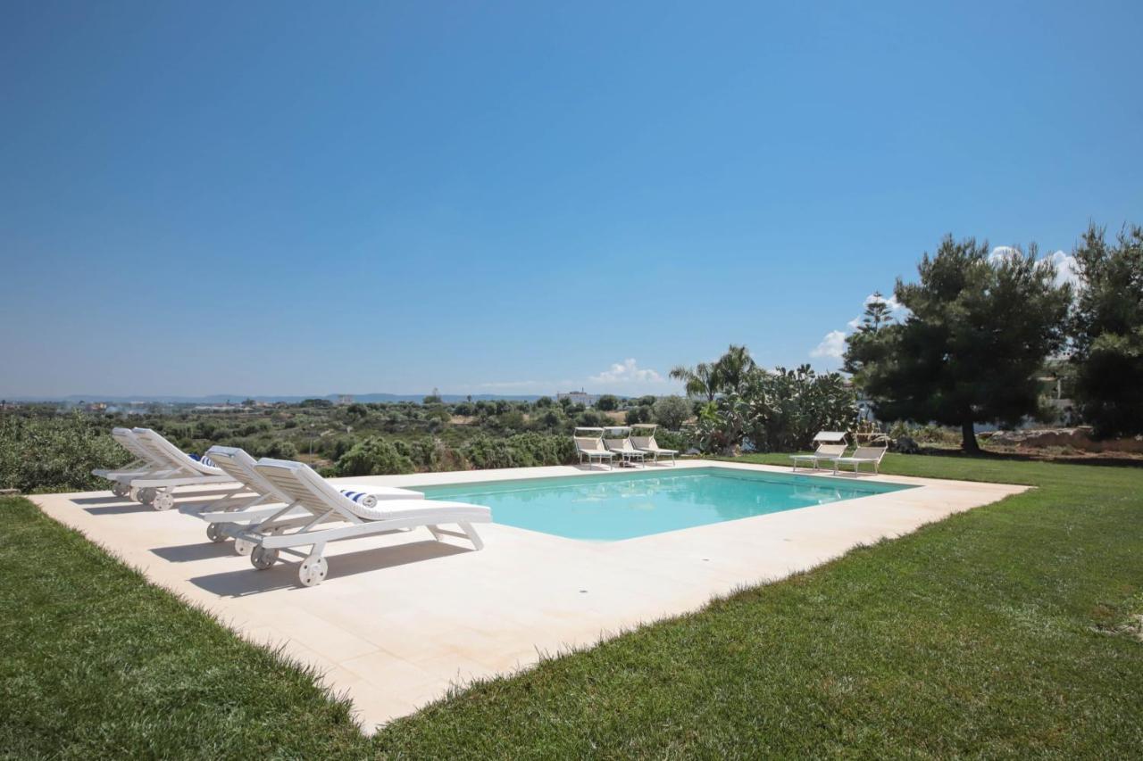 Villa Dyria Exclusive Swimming Pool Монополі Екстер'єр фото