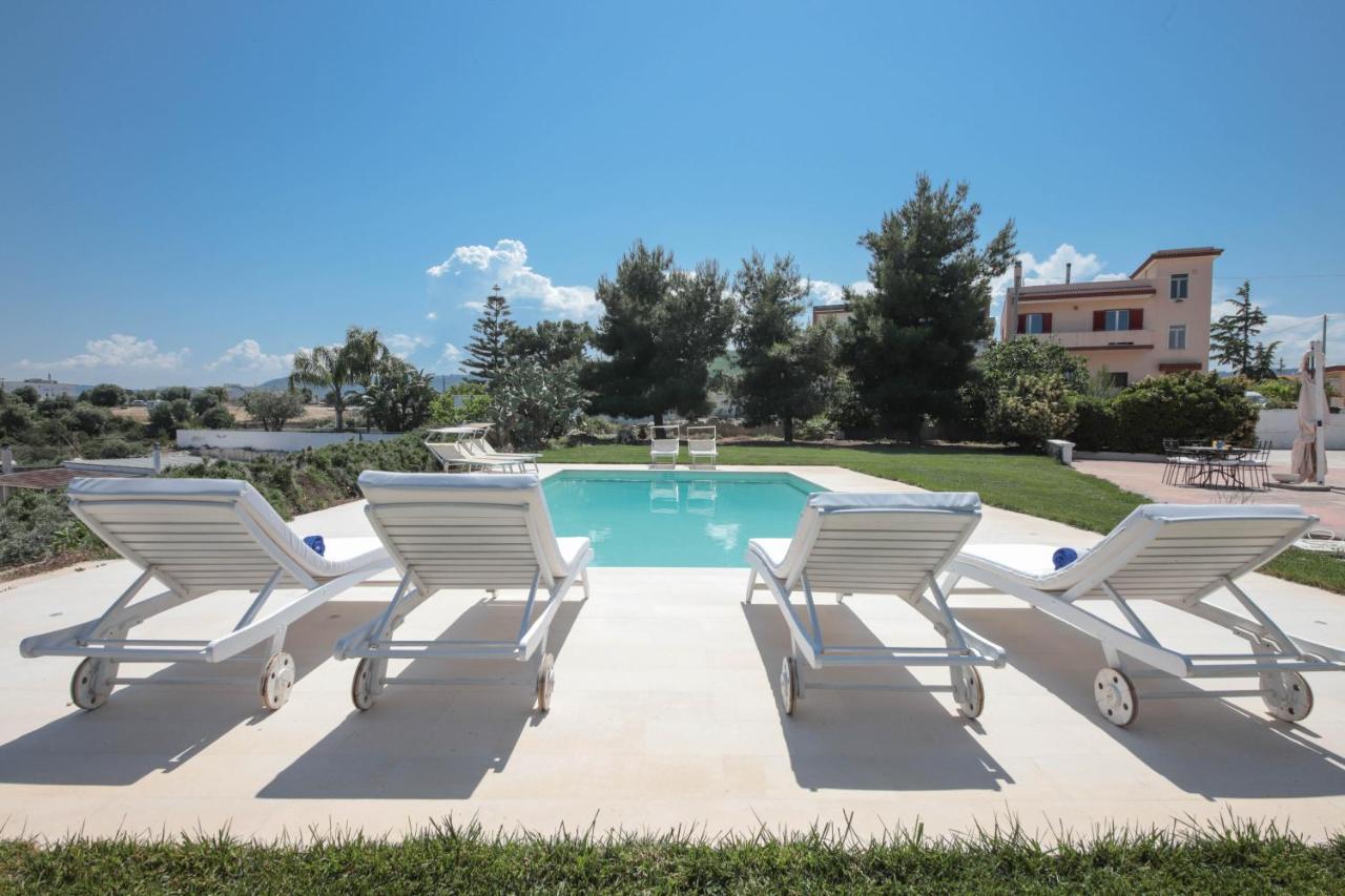 Villa Dyria Exclusive Swimming Pool Монополі Екстер'єр фото